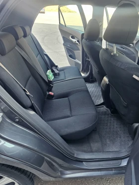 Обява за продажба на Toyota Auris 174 000км реални  ~7 900 лв. - изображение 2
