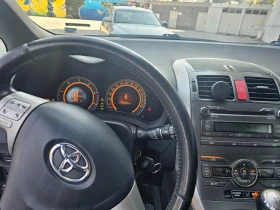 Обява за продажба на Toyota Auris 174 000км реални  ~7 900 лв. - изображение 3