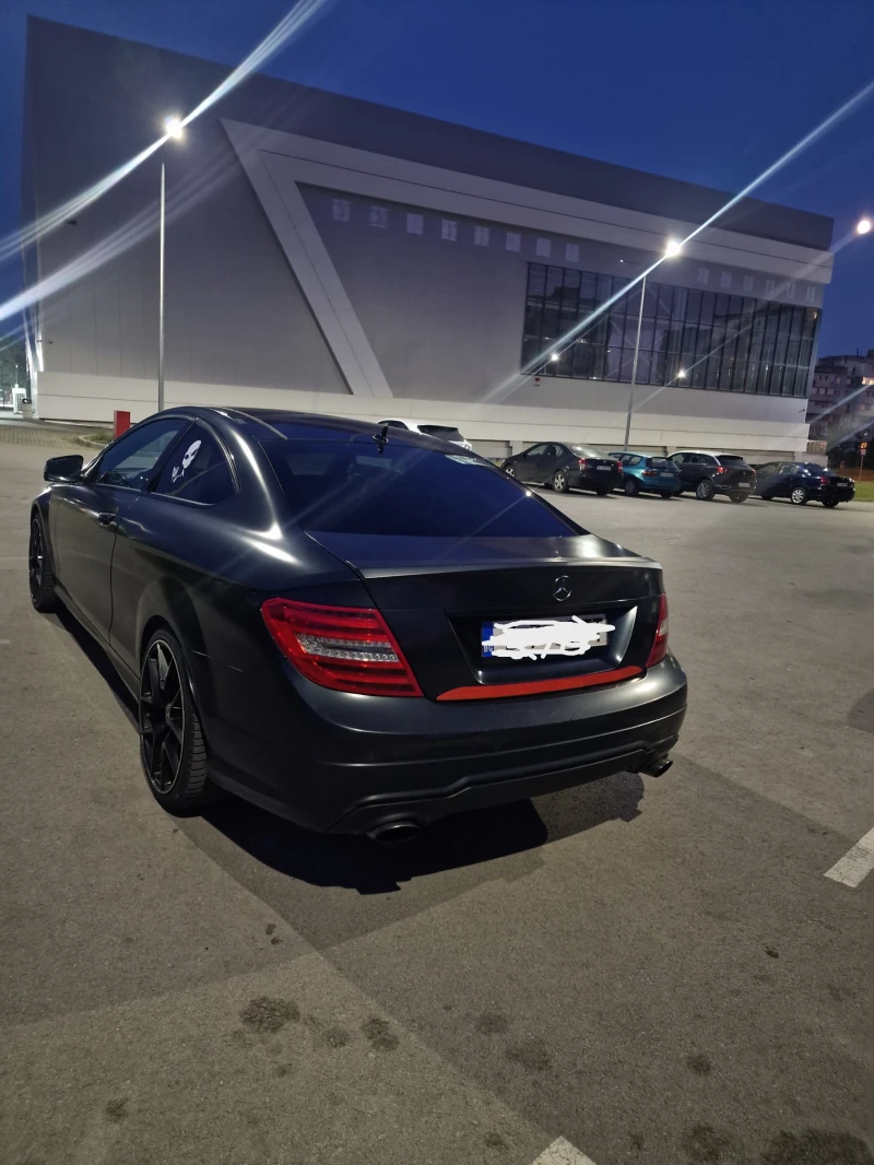 Mercedes-Benz C 250, снимка 4 - Автомобили и джипове - 51803003