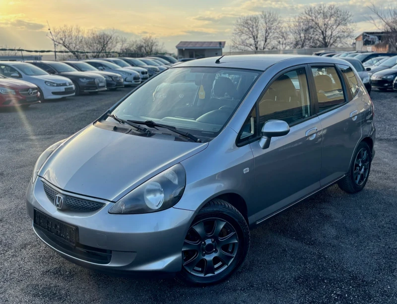 Honda Jazz 1.4i, снимка 7 - Автомобили и джипове - 49065509