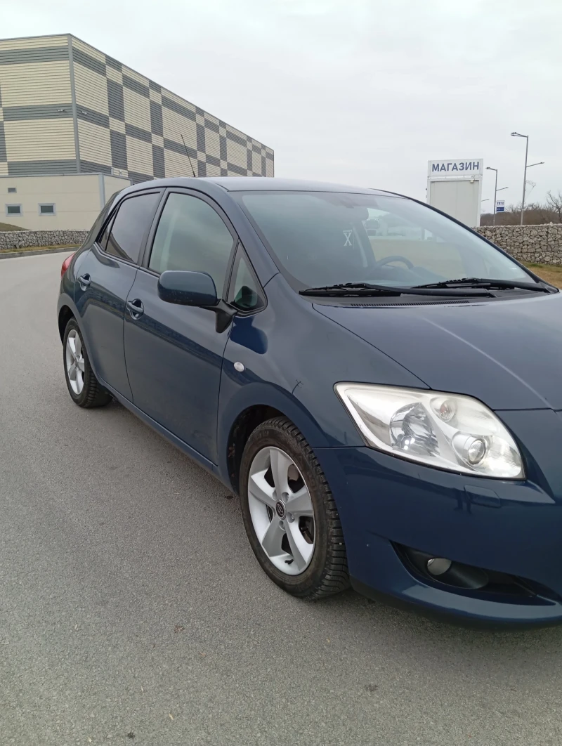 Toyota Auris, снимка 3 - Автомобили и джипове - 49509035