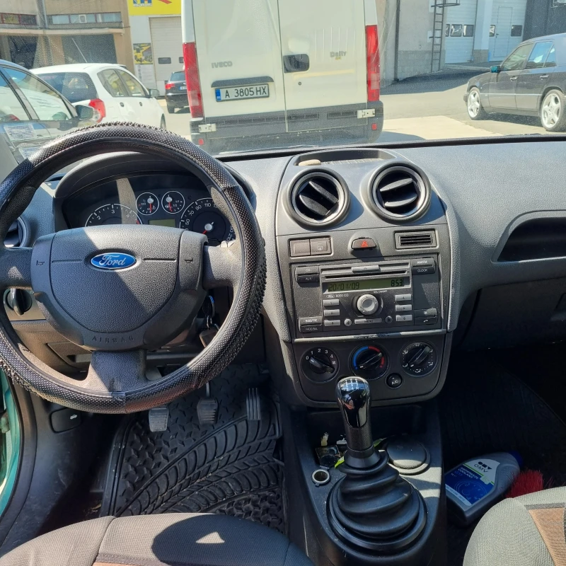 Ford Fiesta, снимка 5 - Автомобили и джипове - 52521242