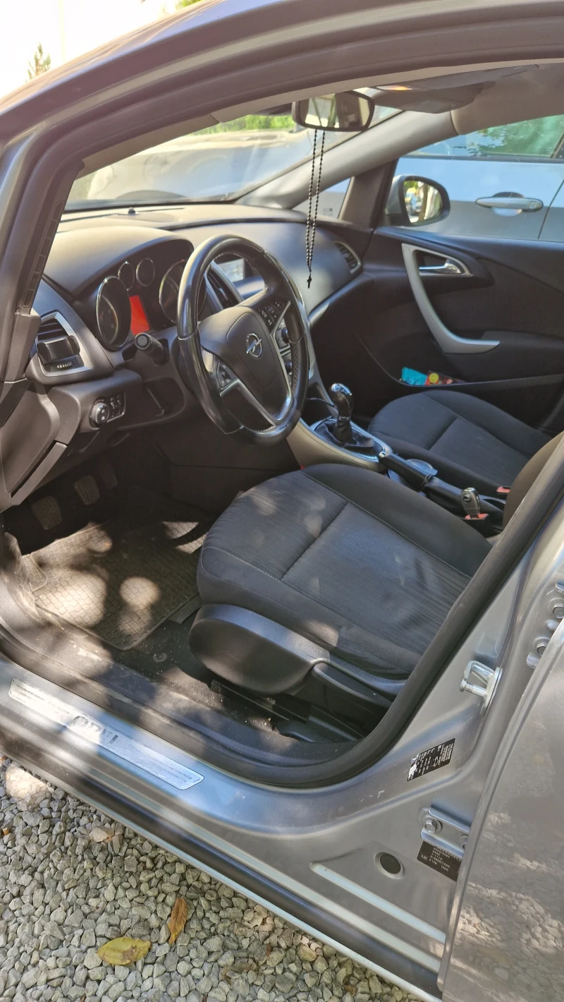 Opel Astra Топ , снимка 3 - Автомобили и джипове - 52555321