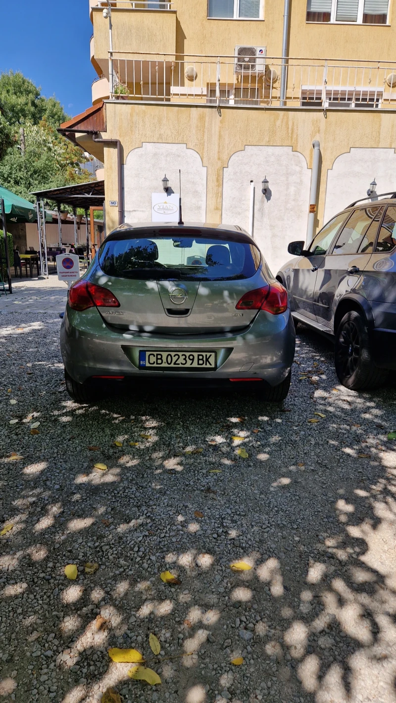 Opel Astra Топ , снимка 2 - Автомобили и джипове - 52555321