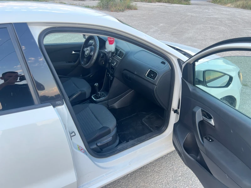 VW Polo 1.4, снимка 5 - Автомобили и джипове - 51762947