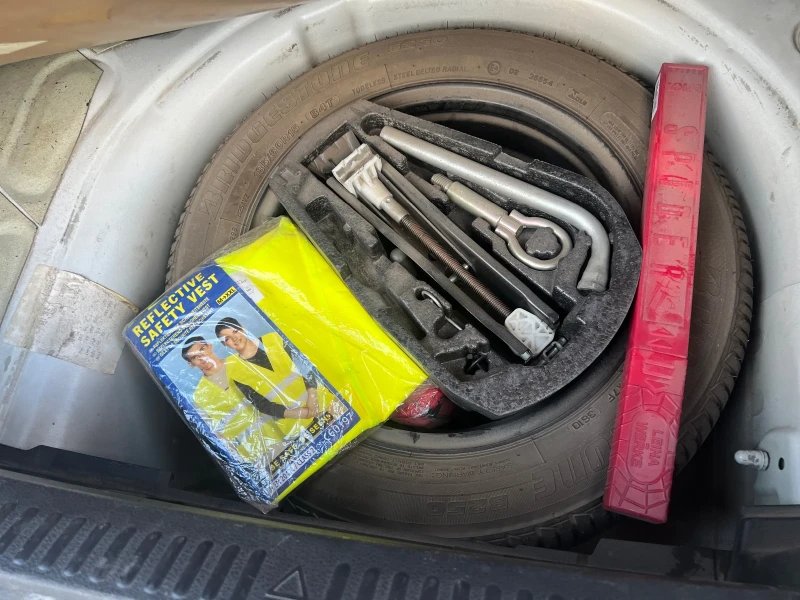 VW Polo 1.4, снимка 7 - Автомобили и джипове - 51762947