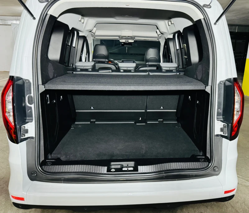 Renault Kangoo 1.5 DCI ЛИЗИНГ, снимка 10 - Автомобили и джипове - 52657842