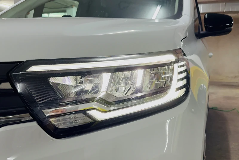 Renault Kangoo 1.5 DCI ЛИЗИНГ, снимка 14 - Автомобили и джипове - 52657842