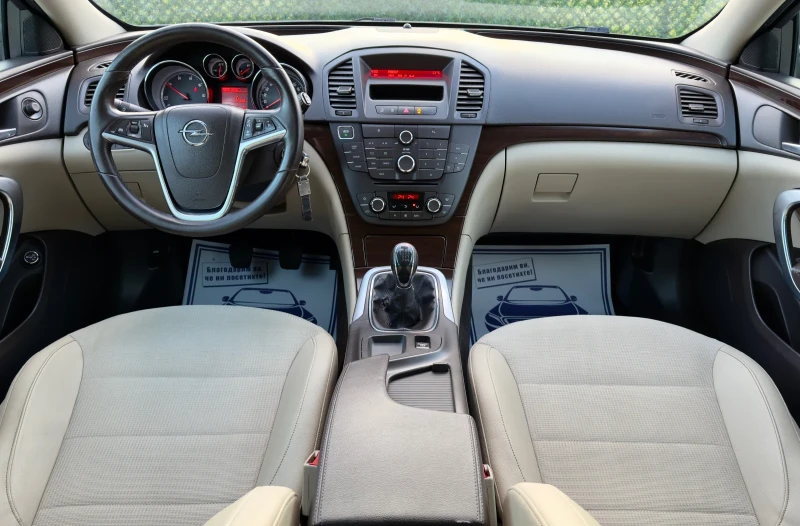 Opel Insignia 2.0CDTi FACELIFT, снимка 11 - Автомобили и джипове - 52617541