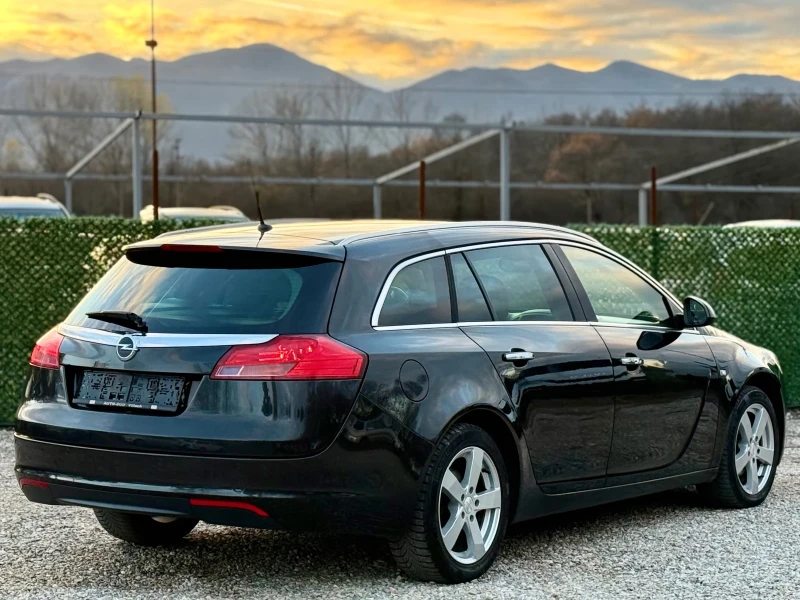 Opel Insignia 2.0CDTi FACELIFT, снимка 5 - Автомобили и джипове - 52617541