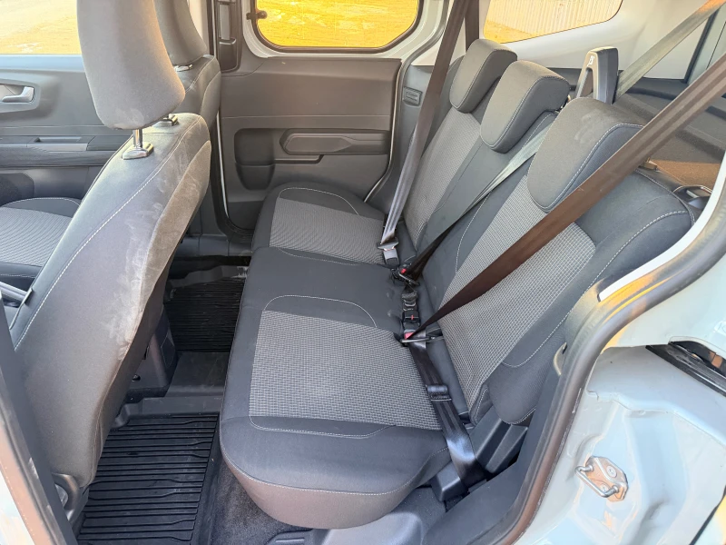 Ford Courier 1.0 EcoBoost, снимка 9 - Автомобили и джипове - 52940048