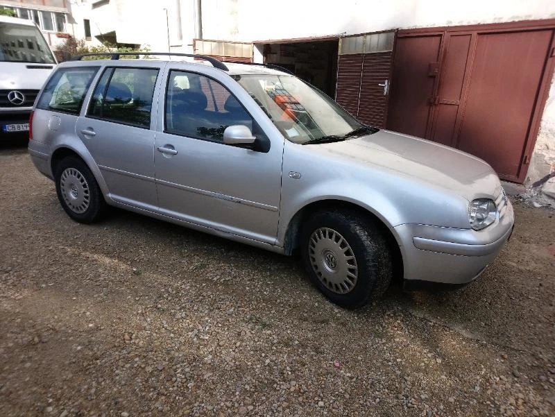 VW Golf 1.6 105ск., снимка 2 - Автомобили и джипове - 47415107