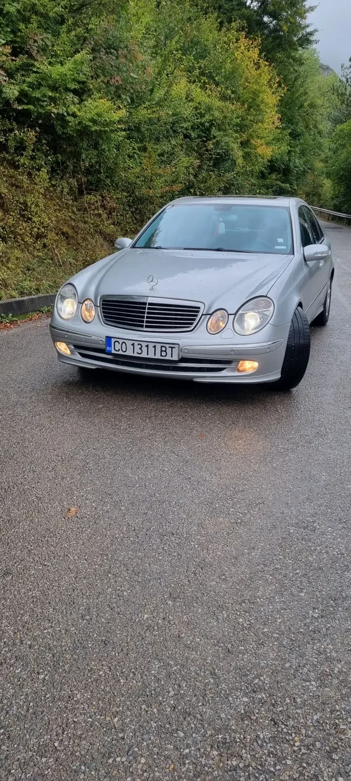 Mercedes-Benz E 270 Avangarde, снимка 1 - Автомобили и джипове - 47396018