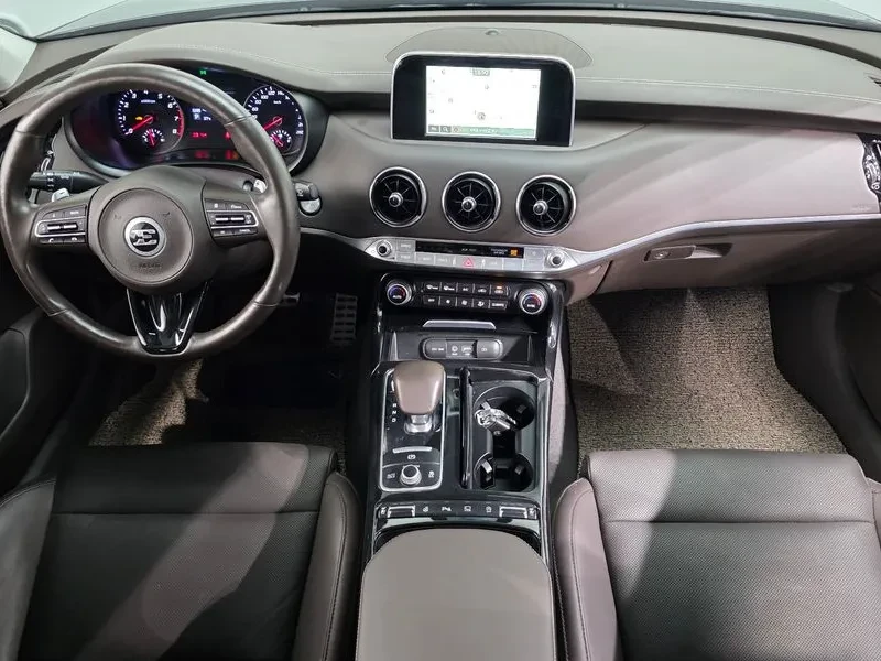 Kia Stinger 2.0 TURBO 2WD PLATINUM | Mobile.bg � ����������� 7