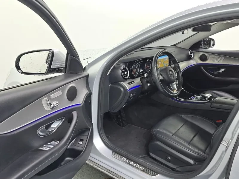Mercedes-Benz E 200 Avantgarde, снимка 10 - Автомобили и джипове - 55830416