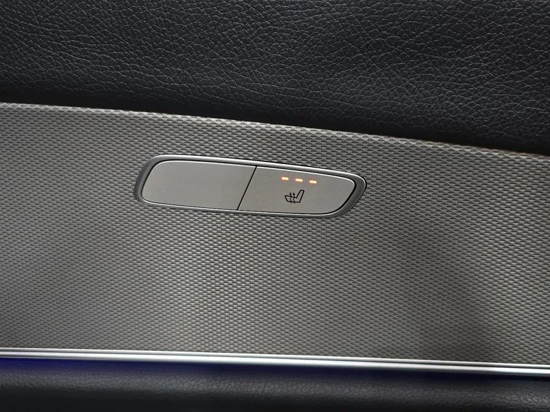 Mercedes-Benz E 200 Avantgarde, снимка 17 - Автомобили и джипове - 55830416