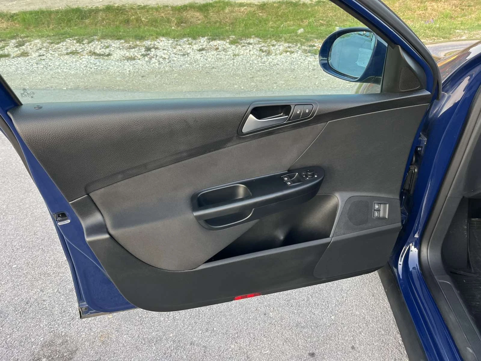VW Passat 2.0TDI 140к COMMON RAIL EURO 5A  АВТОПИЛОТ КСЕНОН - изображение 7