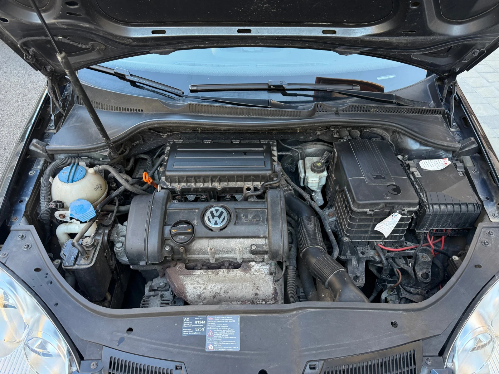 VW Golf 1.4 Бензин - изображение 10