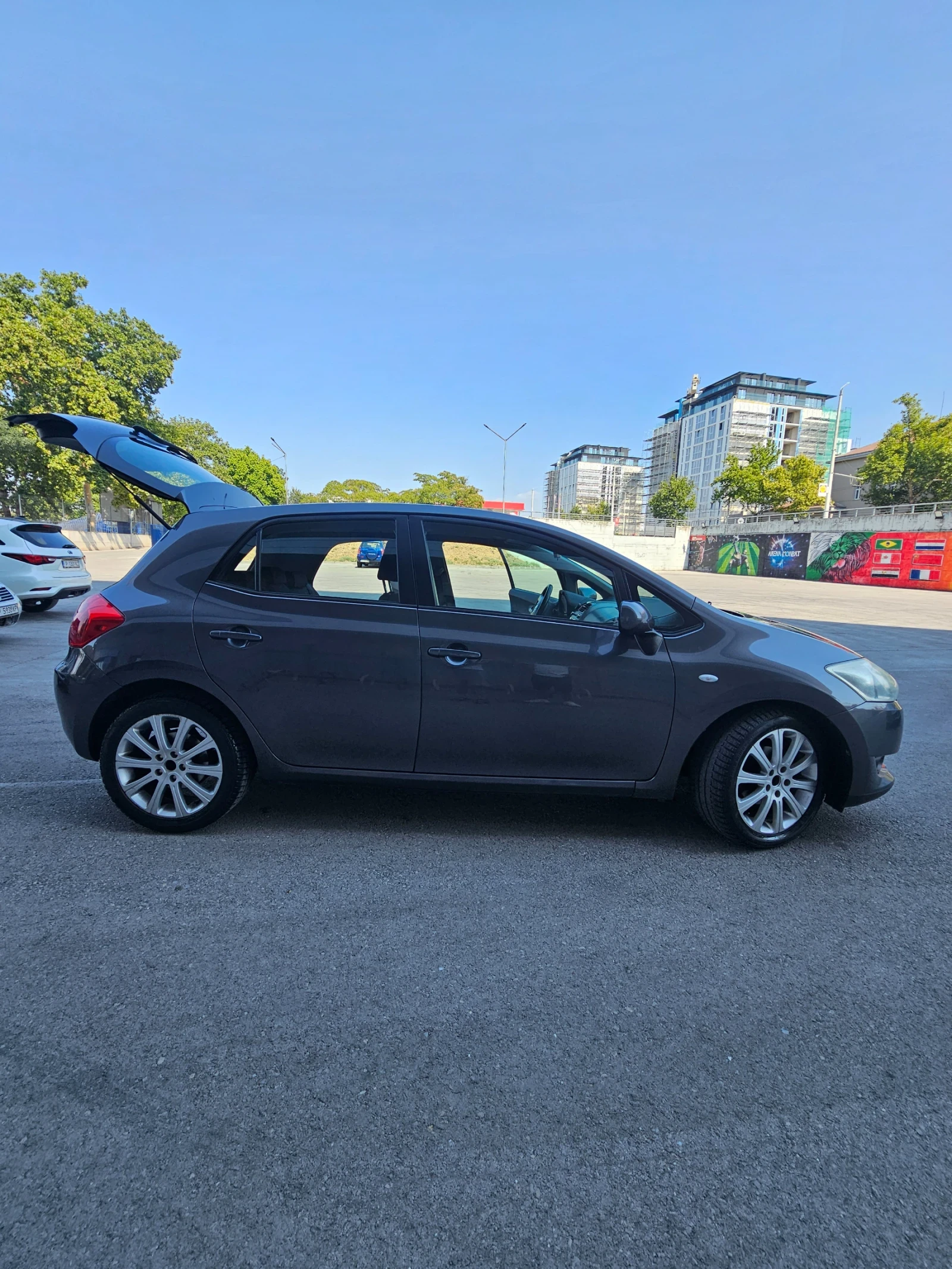 Toyota Auris 174 000км реални  - изображение 2
