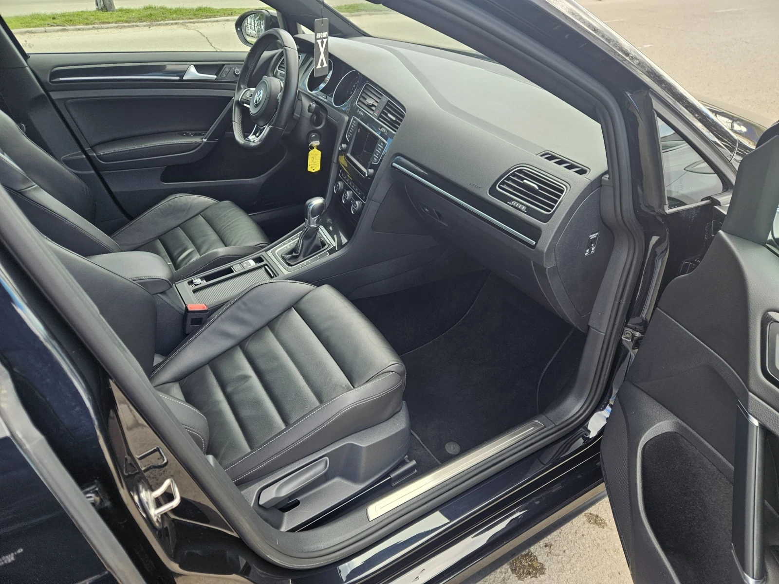 VW Golf 2.0 GTD 184 к.с. - изображение 10