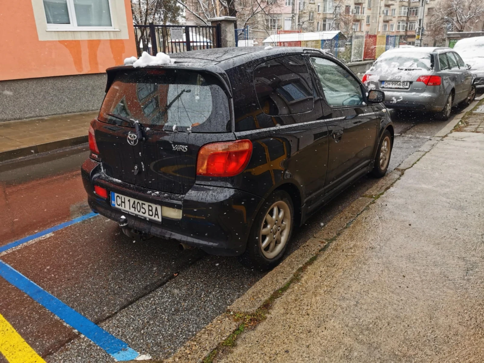 Toyota Yaris T-Sport, снимка 11 - Автомобили и джипове - 54127030