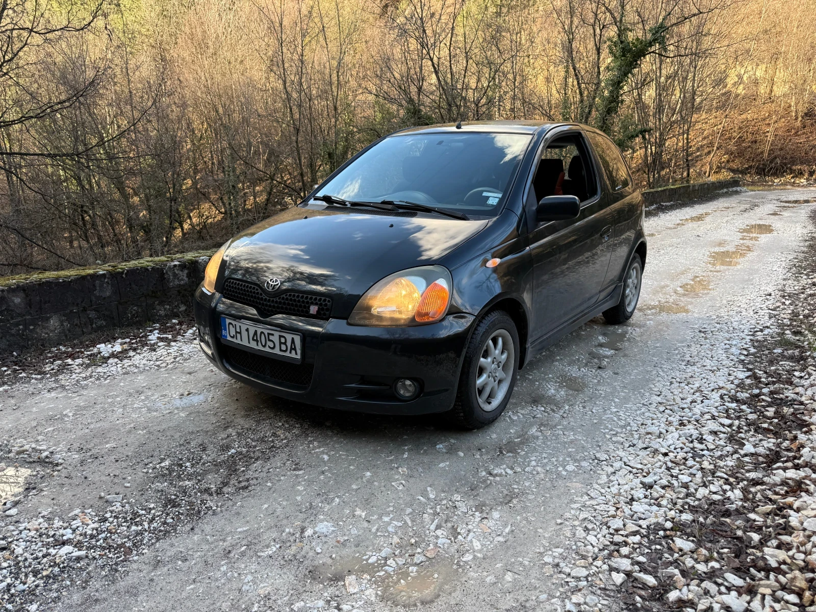 Toyota Yaris T-Sport, снимка 7 - Автомобили и джипове - 54127030