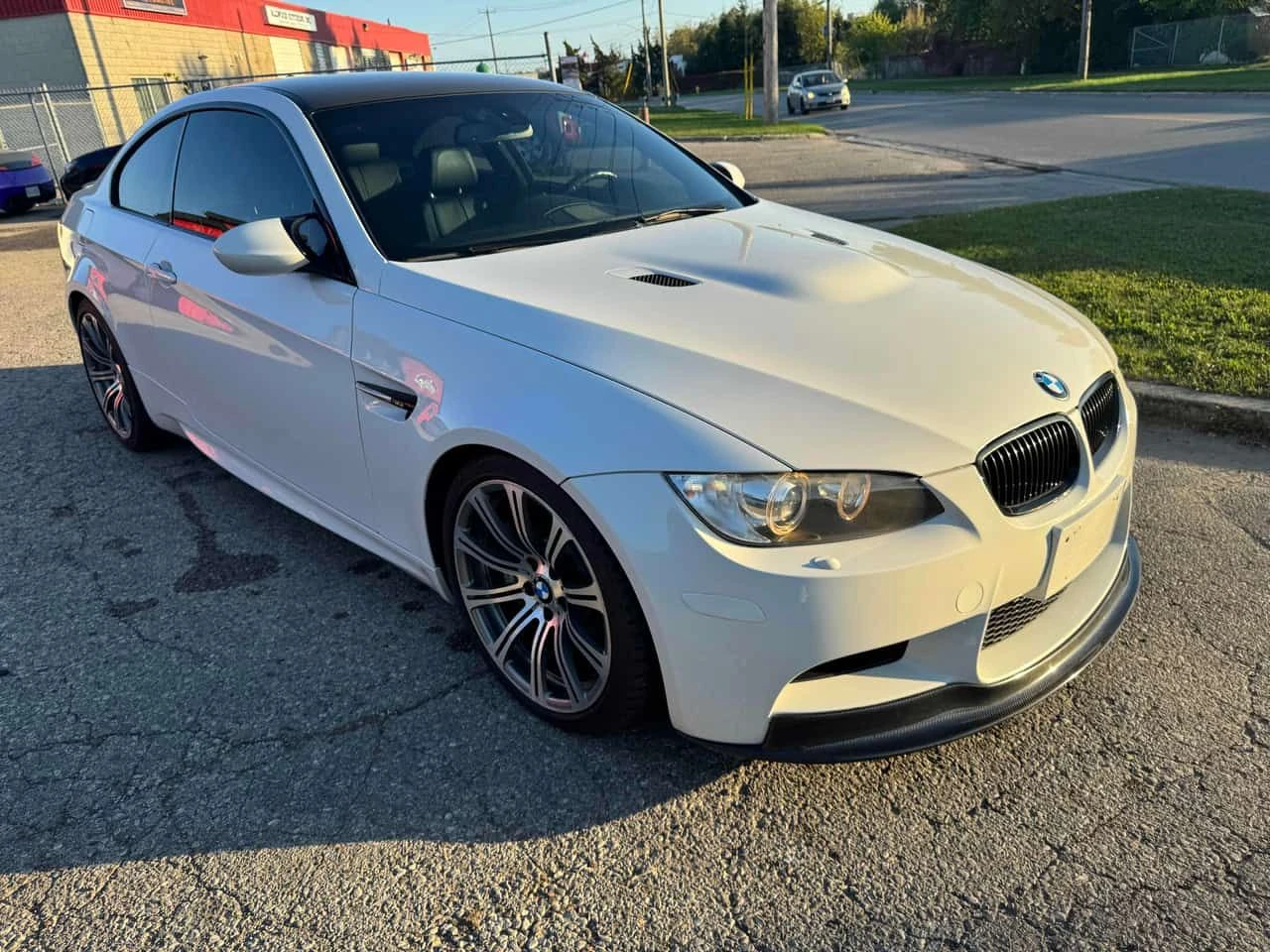 BMW M3 Coupe  * CARFAX * CARBON * 2 КЛЮЧА * KEYLESS, снимка 13 - Автомобили и джипове - 54141227