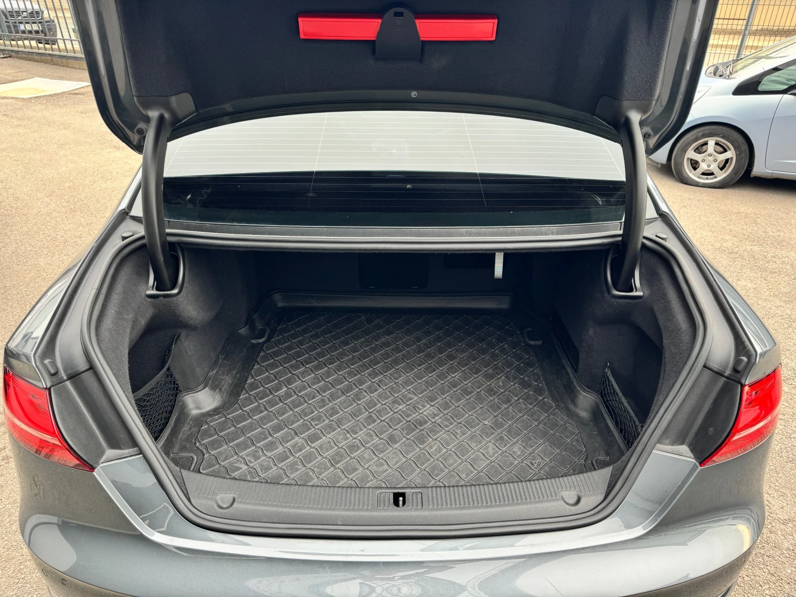 Audi A8 4.2TDI MATRIX FACELIFT S LINE, снимка 14 - Автомобили и джипове - 54206748