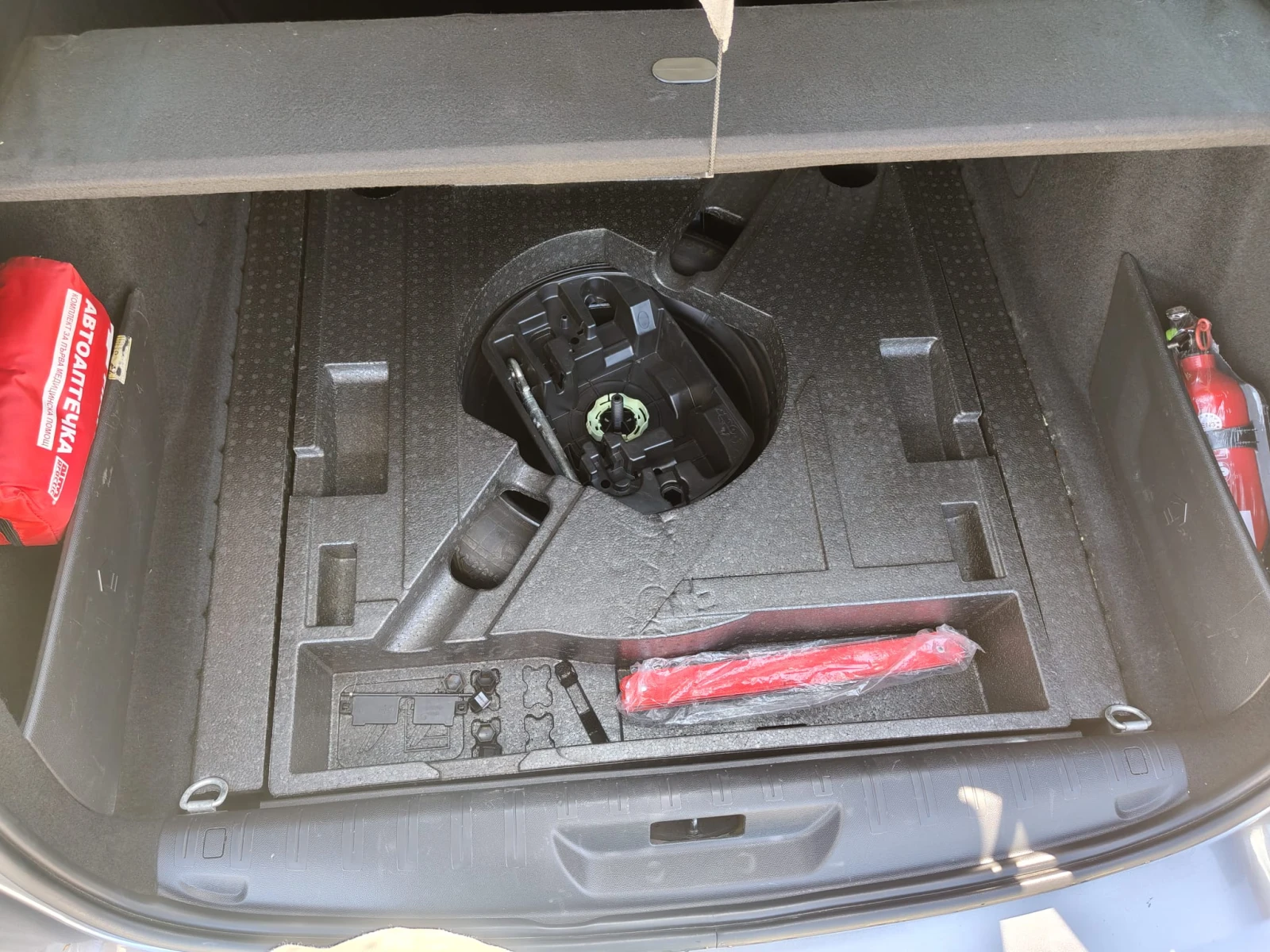 Peugeot 308 Автоматик, снимка 8 - Автомобили и джипове - 54354099