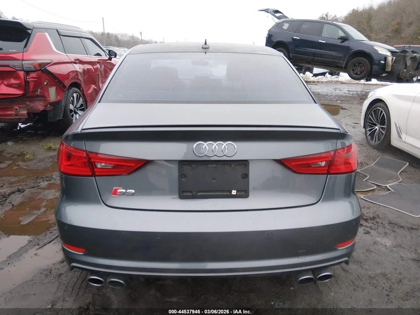 Audi S3 2.0T * PREMIUM PLUS * CARFAX * ПАНОРАМА * КАМЕРА *, снимка 4 - Автомобили и джипове - 54378451