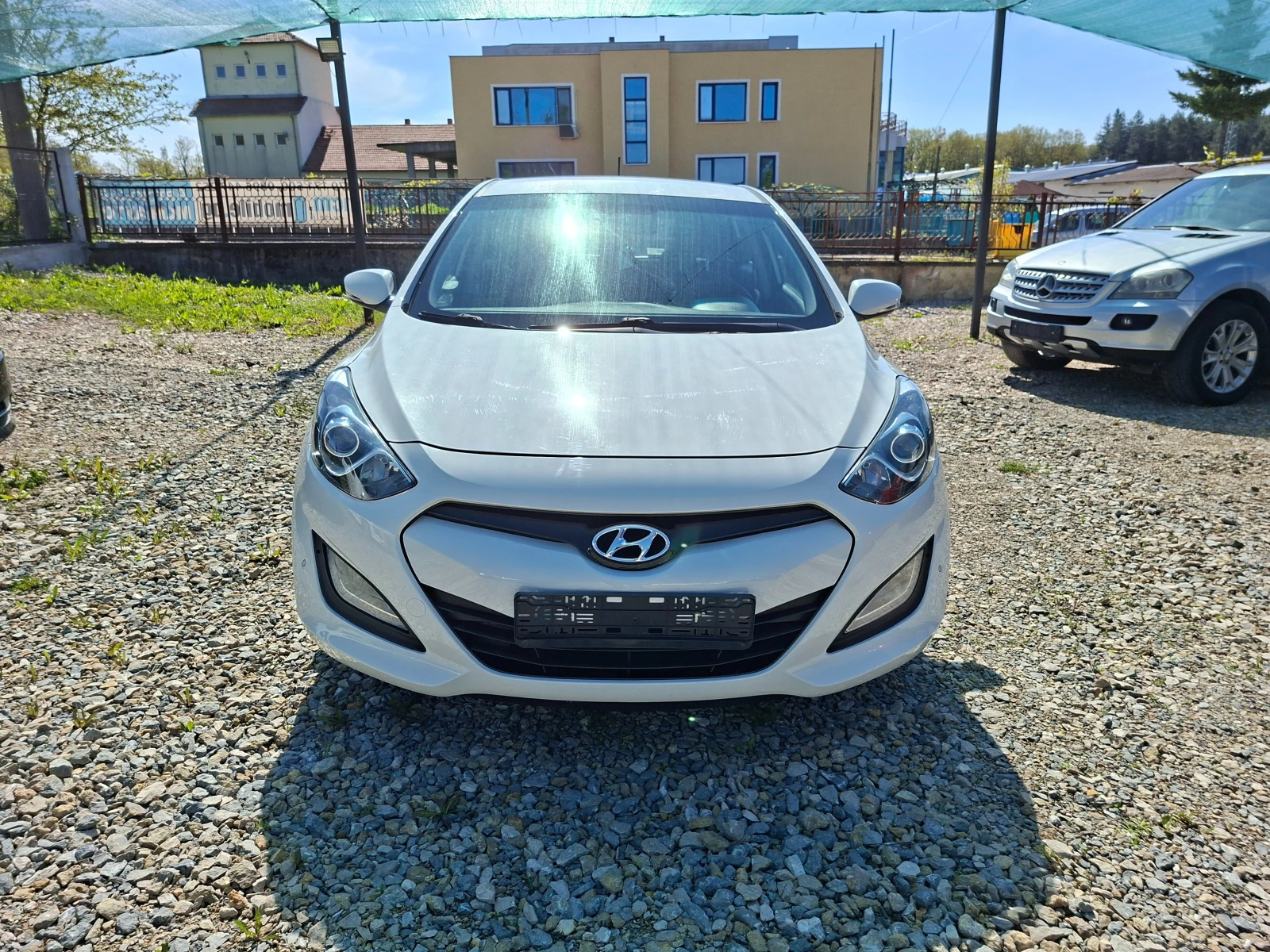 Hyundai I30 1.6CRDI  NAVI, снимка 2 - Автомобили и джипове - 54409481