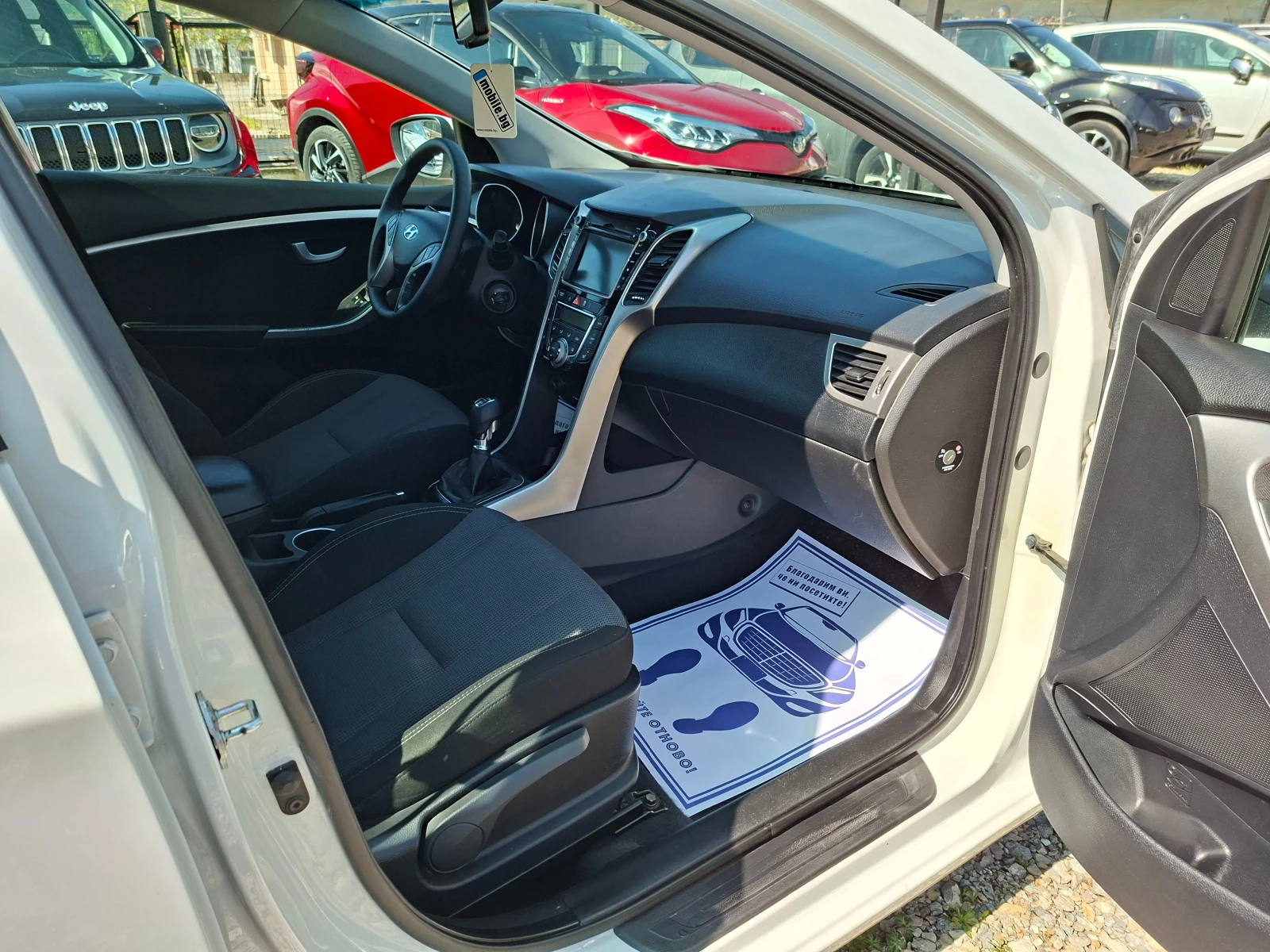 Hyundai I30 1.6CRDI  NAVI, снимка 12 - Автомобили и джипове - 54409481