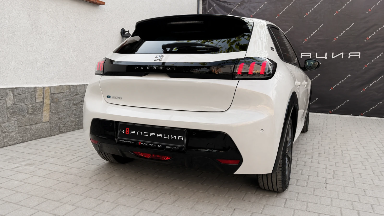 Peugeot 208 * ЛИЗИНГ* 50kwh* 136 к.с.* FULL* SPORT* , снимка 4 - Автомобили и джипове - 54430749