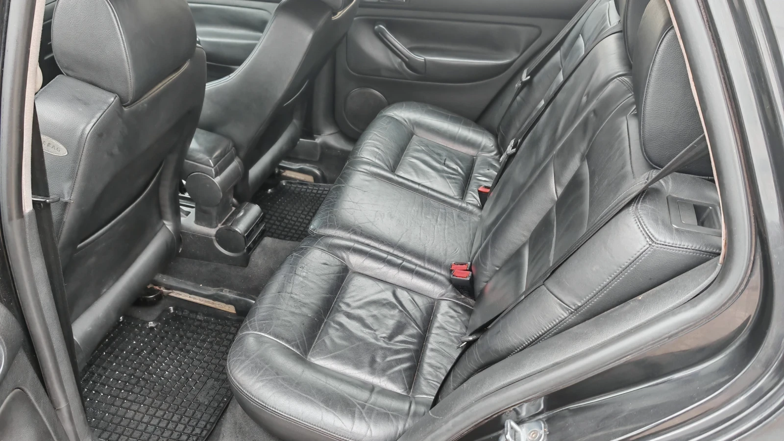 VW Golf 1.8 T GTI EXCLUSIVE + ��� | Mobile.bg � ����������� 9