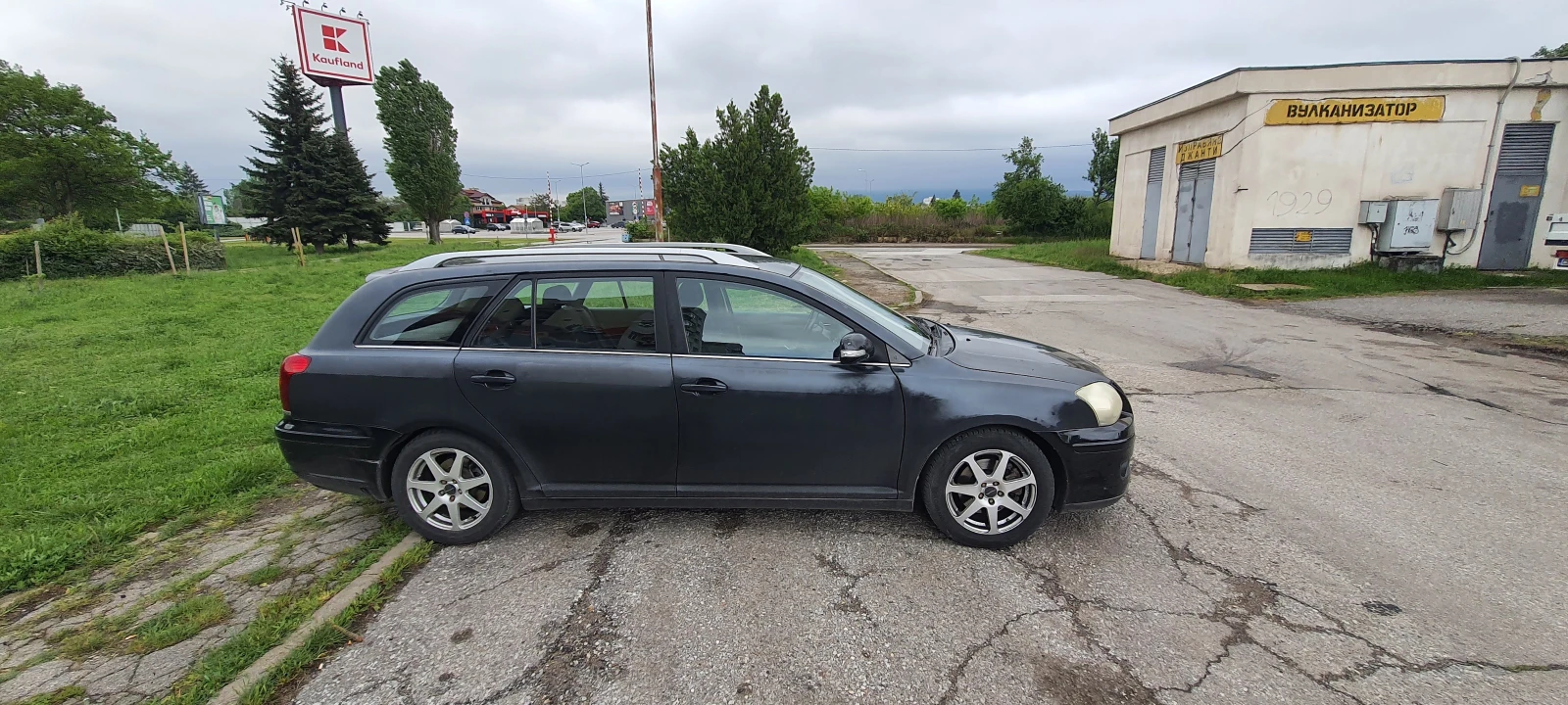 Toyota Avensis, снимка 2 - Автомобили и джипове - 54596973