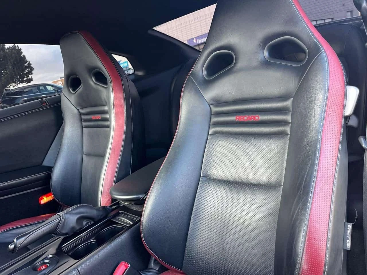 Nissan Gt-r * CARFAX * ЦЕНА ДО БГ, снимка 4 - Автомобили и джипове - 54604131
