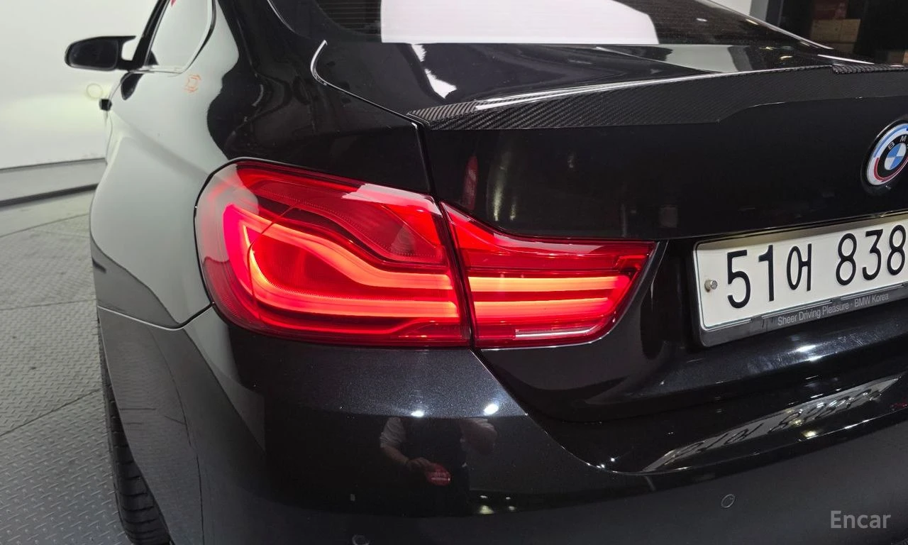 BMW M4 * COMPETITION* HARMAN* KARDON* HEAD* UP* CARBON* , снимка 5 - Автомобили и джипове - 54635639