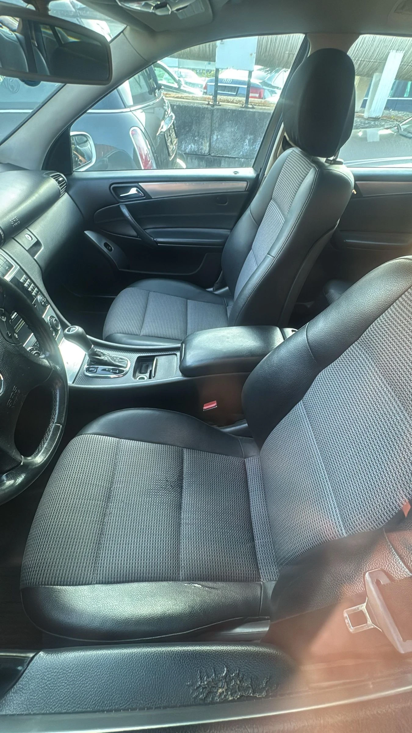 Mercedes-Benz C 220 2.2cdi avtomat, снимка 6 - Автомобили и джипове - 54655963