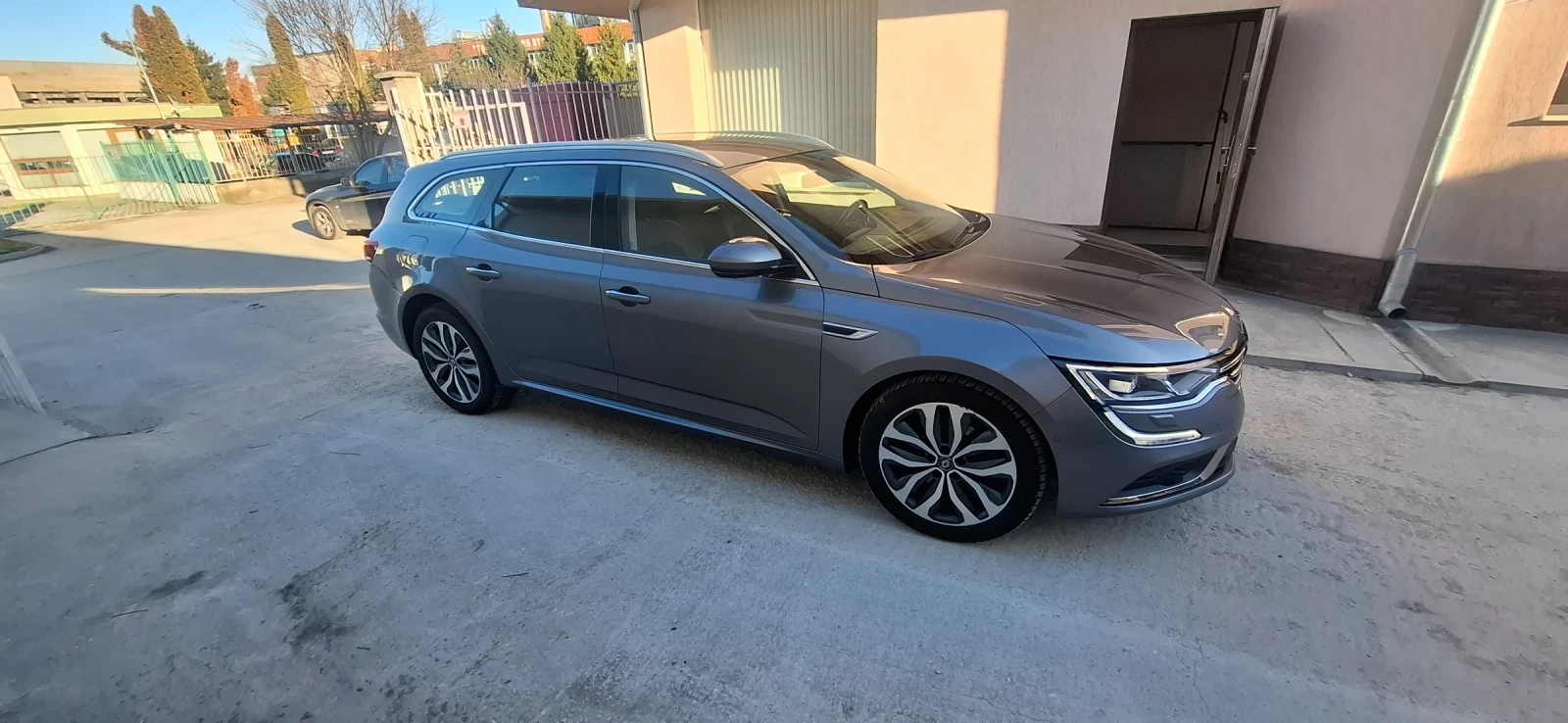 Renault Talisman, снимка 3 - Автомобили и джипове - 54805681