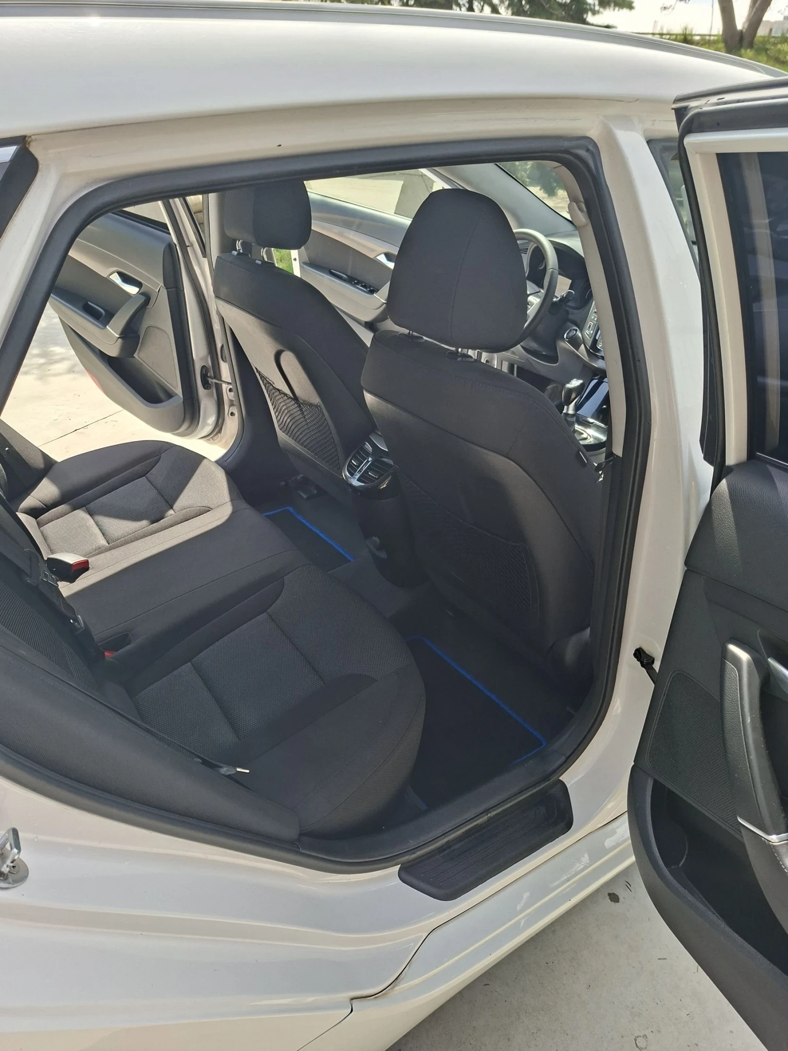 Hyundai I40 Hyundai I40 1.7 дизел, снимка 9 - Автомобили и джипове - 55047108