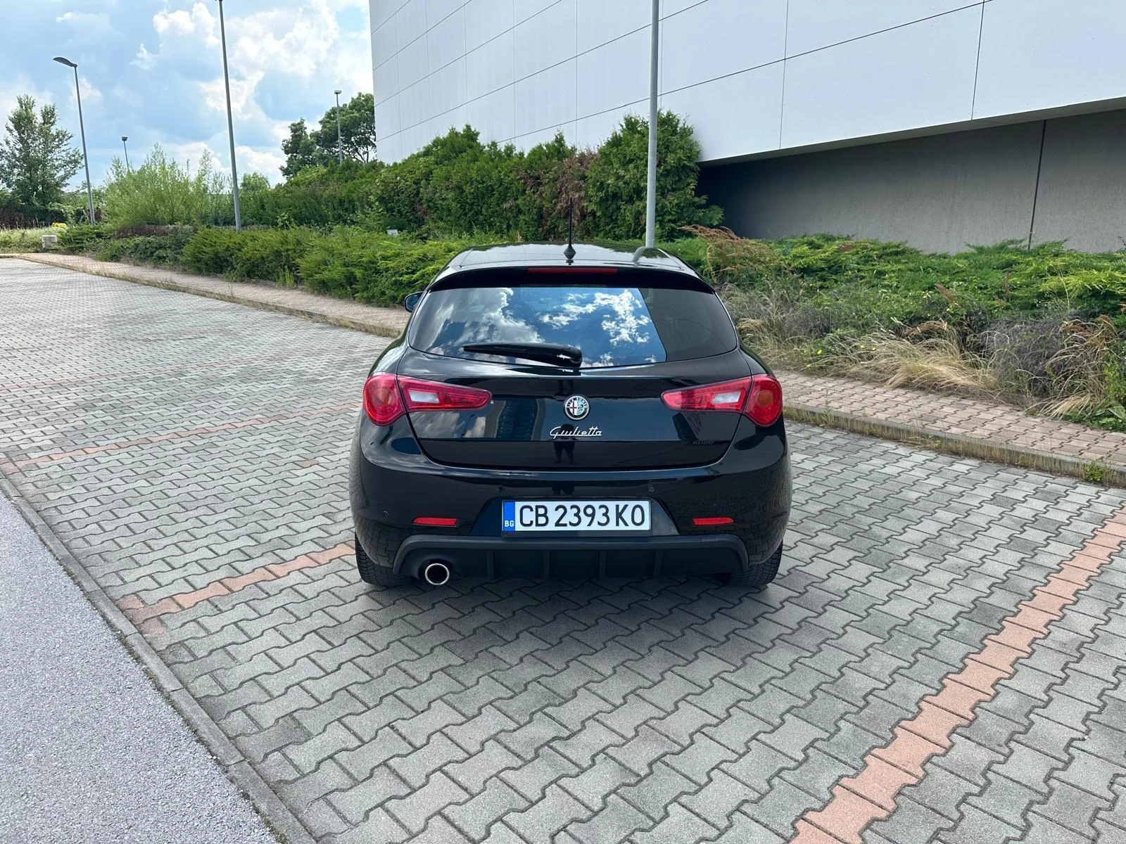 Alfa Romeo Giulietta 1.6JTDm-2 Sprint УНИКАЛНА, снимка 4 - Автомобили и джипове - 55076281
