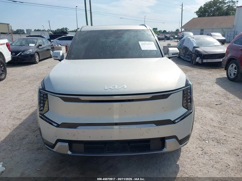 Kia EV9 Land, снимка 13 - Автомобили и джипове - 55126995