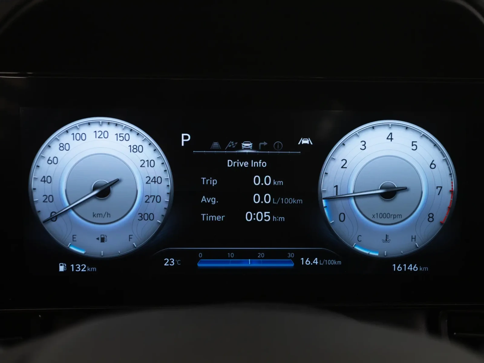 Hyundai Elantra N, снимка 11 - Автомобили и джипове - 55134499