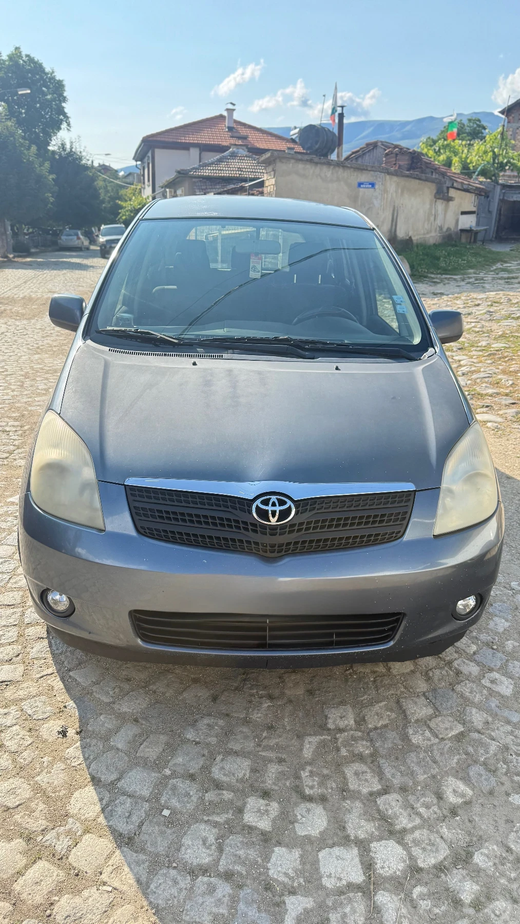 Toyota Verso, снимка 2 - Автомобили и джипове - 55211771