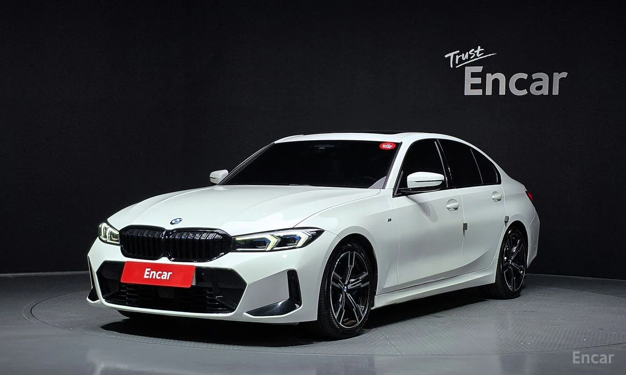 BMW 320 i M SPORT* DISTRONIC* HEAD-UP* ПОДГРЕВ* ОБДУХВАНЕ*