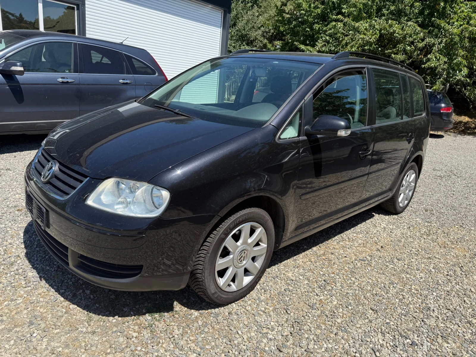 VW Touran 1.9TDI* 6скорости* 7 места* , снимка 1 - Автомобили и джипове - 55279403