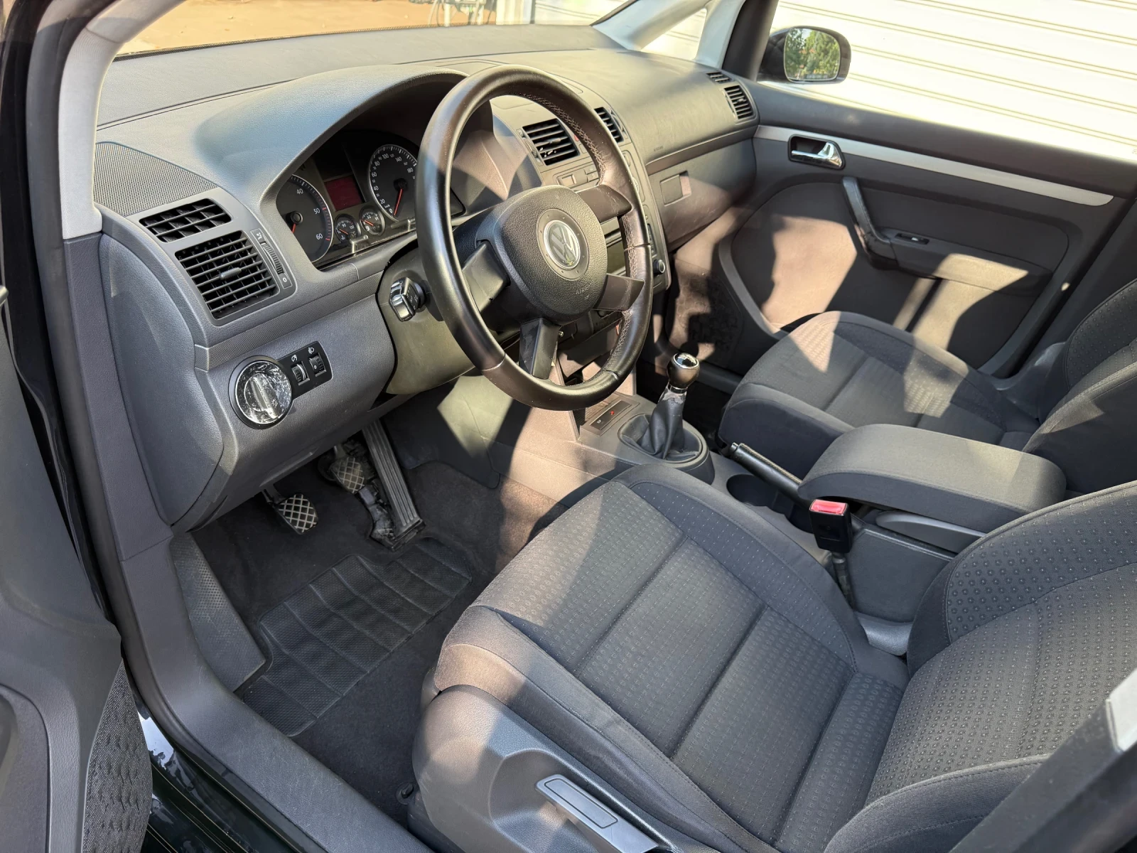 VW Touran 1.9TDI* 6��������* 7 �����*  | Mobile.bg � ����������� 5