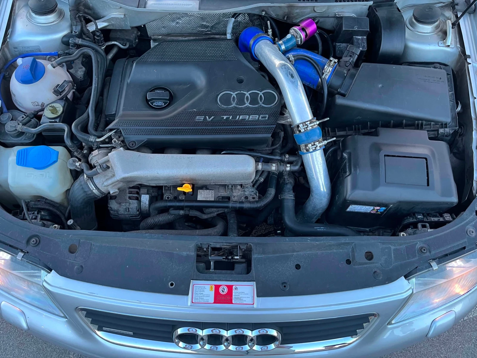 Audi A3 1.8T Quattro 270кс, снимка 15 - Автомобили и джипове - 55954655