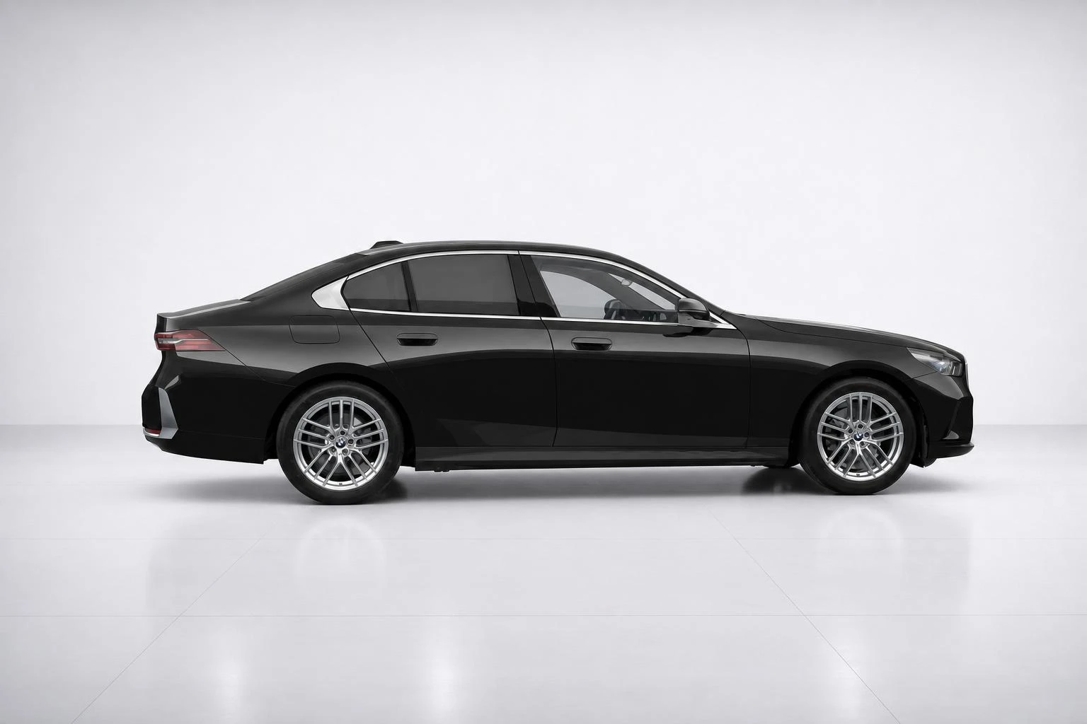 BMW 520, снимка 8 - Автомобили и джипове - 56060037