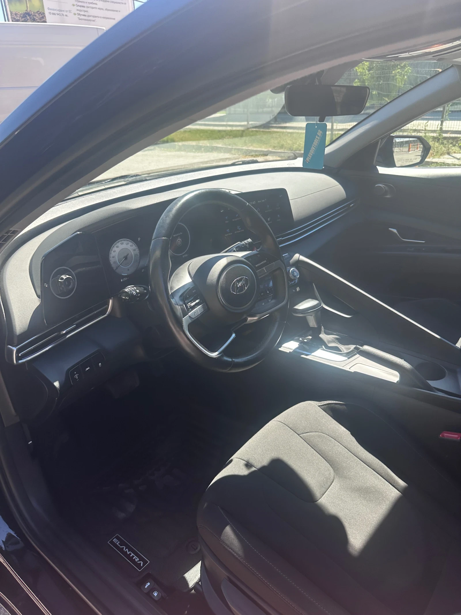 Hyundai Elantra CN7 2.0, снимка 8 - Автомобили и джипове - 56302671